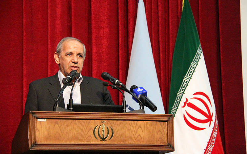 ساختمان و خودرو ناموس مدیران دولتی شده است