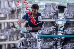 خودرو دوباره گران می‌شود، اگر به مشکلات قطعه‌سازان توجه نشود