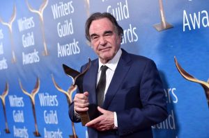 الیور استون کارگردان سرشناس هالیوود برای برگزاری کی کارگاه تخصصی وارد جشنواره جهانی فجر شد