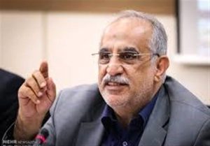 انتقاد کرباسیان از تحلیل های غیر کارشناسانه فعالان اقتصادی در نمایشگاه کتاب