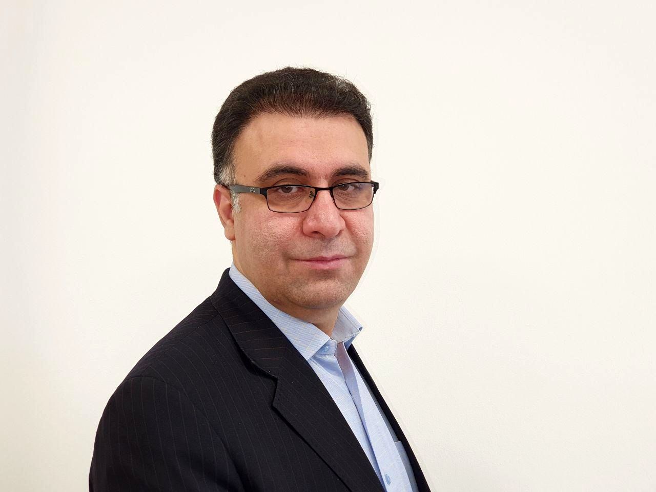 بورس کمک فنری برای جذب شوک‌های تورمی است/ دولت از نظر بنیادی و فاندامنتال باید بورس را تقویت کند