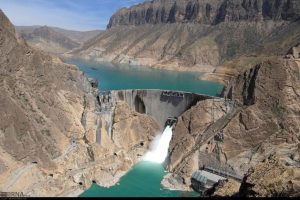 کاهش ۴۰۰۰ مگاواتی تولید برق در سال جاری