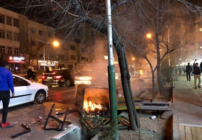 آشوبگران هزینه زیان مردم در بورس را می‌دهند؟