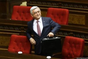 نخست‌وزیر روسگرای ارمنستان استعفا کرد