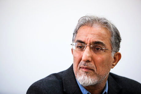 فرار مالیاتی بسیار شدید و حدود ۲۵ درصد تولید ناخالص داخلی کشور است / فولاد مبارکه پارسال ۷۳۰۰ میلیارد تومان سود خالص داشته ولی فقط ۱.۳ درصد مالیات داده است