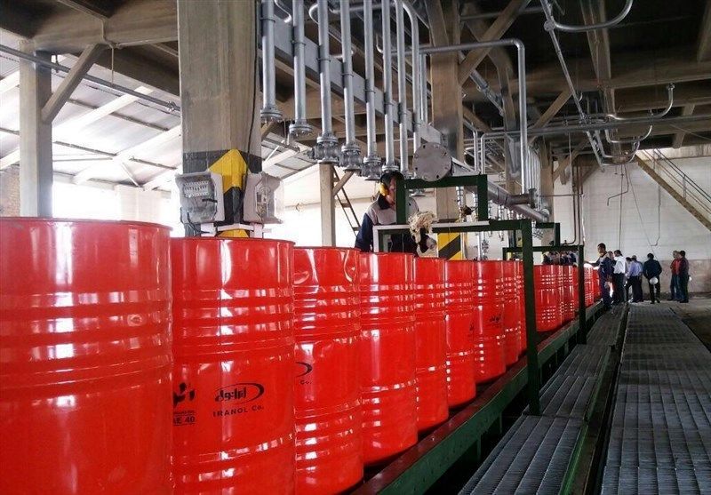 تأثیر کاهش عرضه نفت ایران بر بازار جهانی / ضرب الأجل شش ماهه آمریکا به خریداران نفت ایران