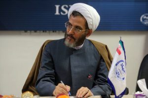 تعلیق سپنتا نیکنام مایه وهن جمهوری اسلامی و مذهب تشیع بوده است / پرونده نیکنام روی میز تشخیص مصلحت نظام است