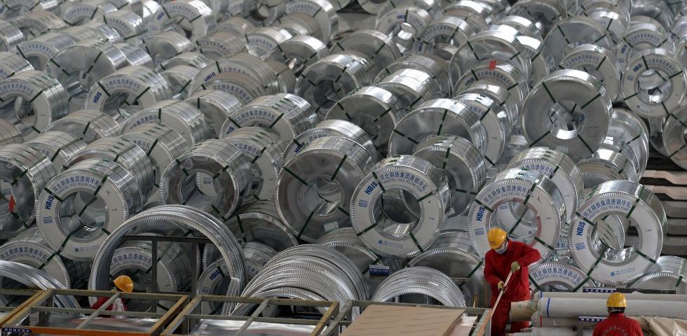 ایران برای افزایش صادرات فولاد باید با چین رقابت کند / افزایش نرخ ارز باعث رکود در بازار فولاد داخل شده است / صادرات فولاد ایران باید از ۸ میلیون تن به ۱۲ تا ۱۳ میلیون تن افزایش پیدا کند