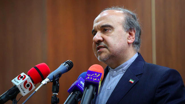 تأخیر در واگذاری باشگاه های پرسپولیس و استقلال منجر به کلید خوردن استیضاح وزیر ورزش شد