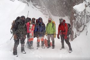 ۱۱ پیکر دیگر از جان‌باختگان هواپیمای تهران یاسوج به خانواده‌هایشان تحویل داده شد