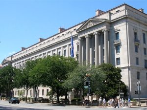 دونالد ترامپ به وزارت دادگستری و اف بی آی حمله کرد / رفتار وزارت دادگستری و اف بی آی مایه شرم کشور است