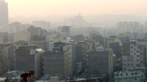 هجوم ریزگردها به ایلام / تعطیلی مدارس شهرستانهای استان ایلام