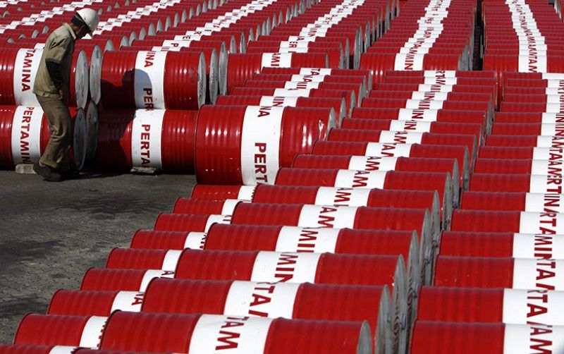 افزایش قیمت جهانی نفت در سایه تحریم نفتی ونزوئلا / هر بشکه برنت به ۶۲ دلار و ۷۵ سنت رسید