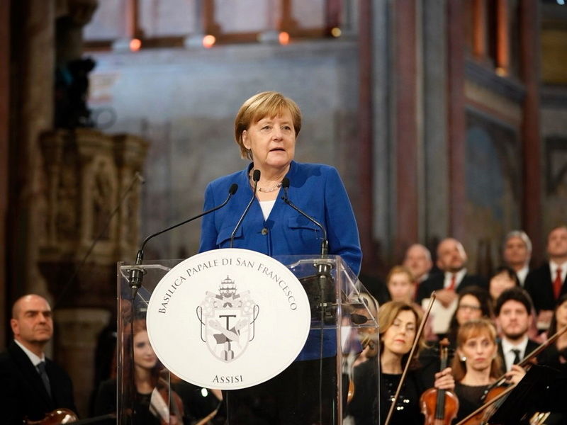 انگلا مرکل: خروج ترامپ از برجام اوضاع جهان را متشنج کرد