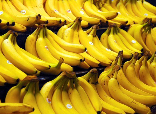 قیمت موز به ۲۰ هزار تومان رسید