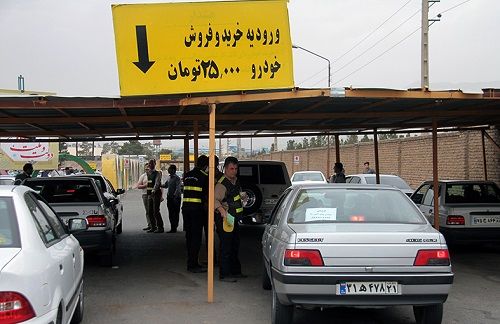 فروشندگان خودرو : قیمت‌ها کاذب است خودرو نخرید