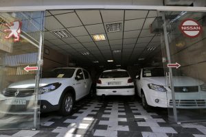 کاهش قیمت خودروهای داخلی در بازار