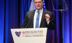 وزیر اسرائیل: برای کنترل ایران باید از روش زور و تحریم استفاده کرد