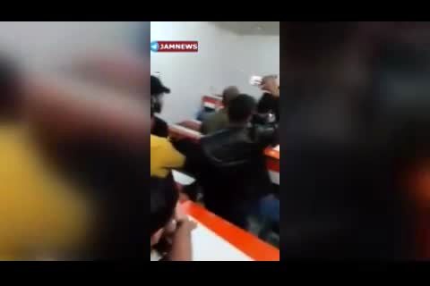 فیلمی از سردخانه بغداد و وداع با پیکر شهدا