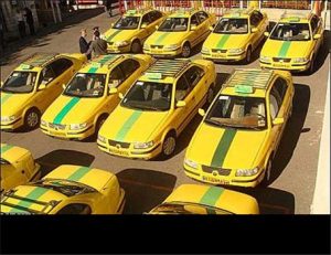 رانندگان آژانس در اعتراض به نرخ طرح ترافیک در برابر شورای شهر تجمع کردند