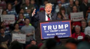 اگر دموکرات‌ها انتخابات را ببرند آیا ترامپ استیضاح می‌شود؟