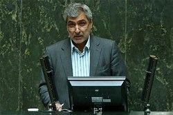 دآمد دولت از دلار باید در ردیف های حمایت از تولید و اشتغال مصرف شود