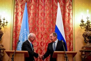 سرگی لاوروف: حمله آمریکا و متحدانش به سوریه حتی مأموریت دی میستورا را با دشواری مواجه کرد