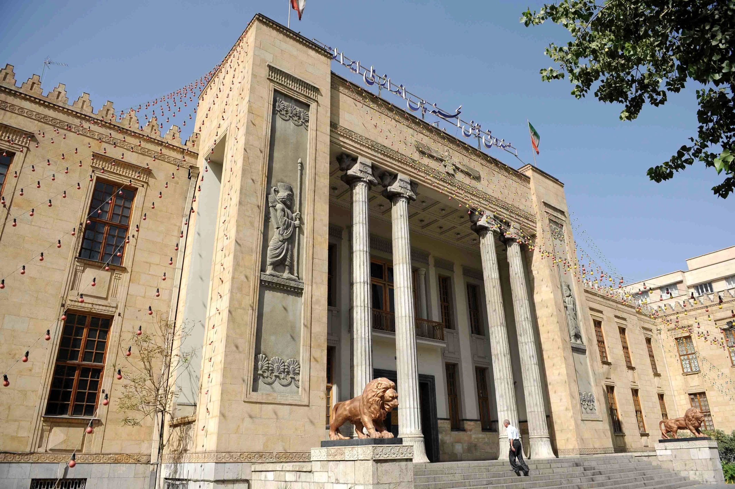 بانک ملی آثاری گسترده بر اقتصاد میگذارد