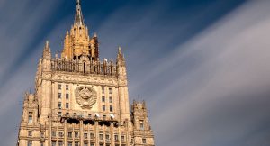 وزارت خارجه روسیه در واکنش به تحریم‌های احتمالی امریکا: سریعا به تحریم‌ها پاسخ می‌دهیم