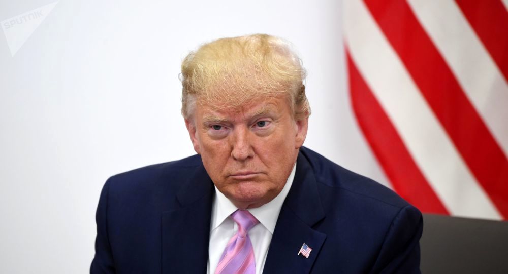 ترامپ: مدام باید از خودم در برابر دموکرات‌های به‌دردنخور و کلاه‌بردار دفاع کنم