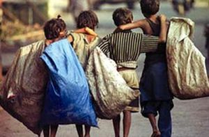 پذیرش رایگان کودکان کار و زنان سرپرست خانوار در ۱۸ مرکز بهداشتی تهران