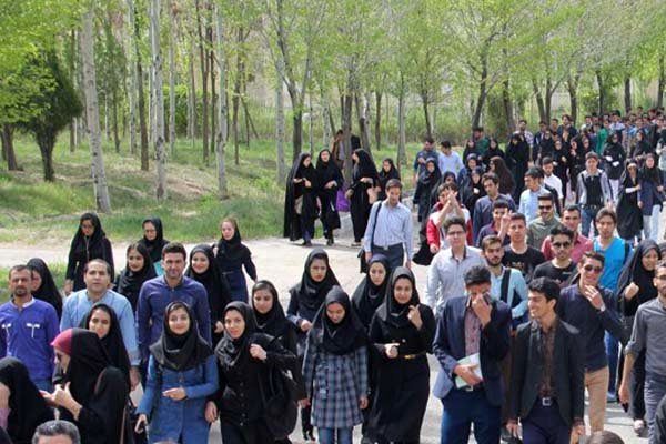 کاهش شاخص بینوایی کشور در سال های اخیر/ افزایش اشتغال زنان در سمت های مدیریتی