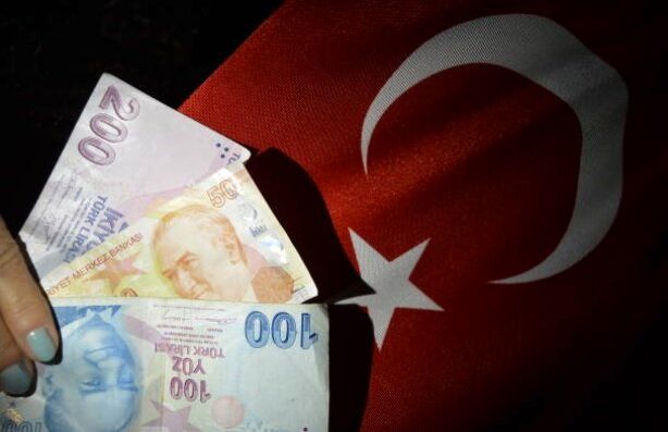 لیر به پایین ترین قیمت خود رسید