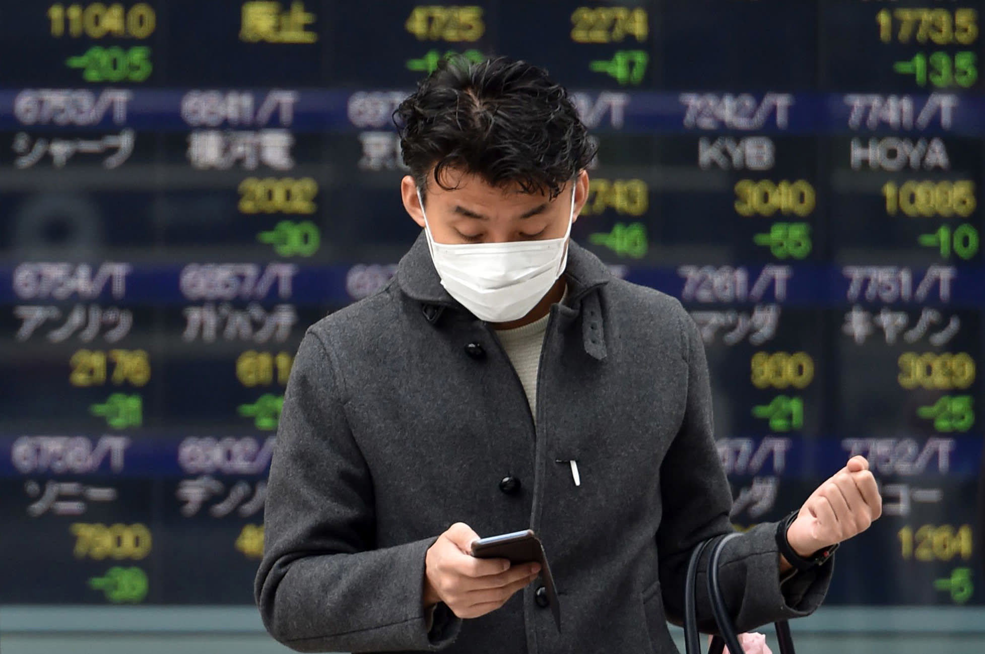 جنگ نفتی بازار بورس ژاپن را ۵.۵ درصد به زیر کشید