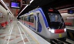 حادثه در متروی میرداماد / ۶ نفر مصدوم شدند