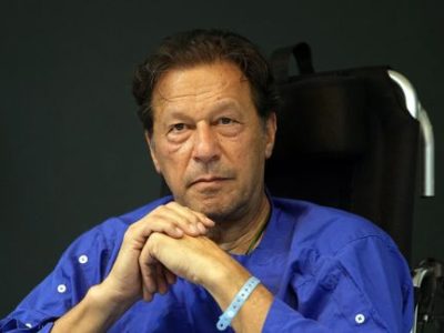 عمران خان پنج سال از فعالیت سیاسی منع شد