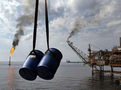 کاهش قیمت نفت در شروع معاملات هفته