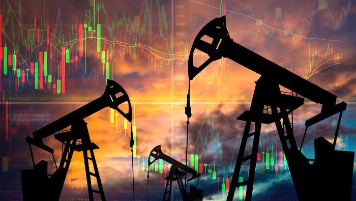 افزایش تقاضای نفت در آمریکا ، قیمت را افزایش داد