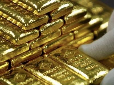 فروش ۲۰۰ کیلو شمش طلا در ۲۰ روز گذشته و نمایان شدن تاثیر این امر بر بازار طلا / ششمین مرحله فروش شمش ۱۷ بهمن ماه برگزار می شود