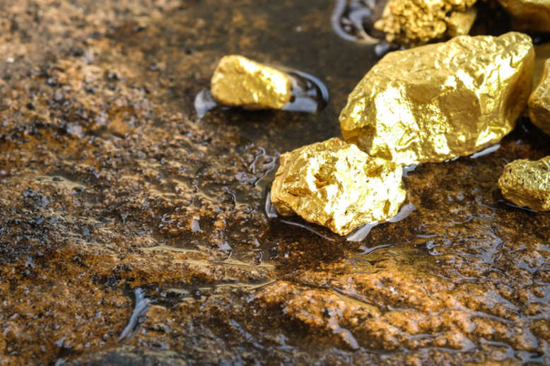 چین بزرگ ترین تولید کننده طلا در سال ۲۰۲۳ شد / پیش بینی افزایش تولید طلا در جهان در سال ۲۰۲۴