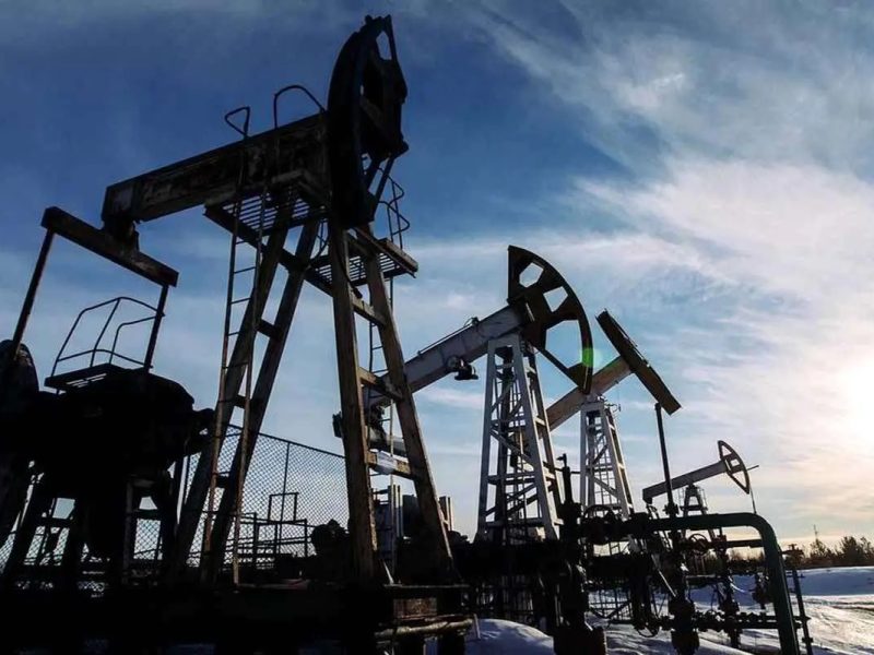 قیمت نفت در آستانه ثبت رشد هفتگی ۴ درصدی